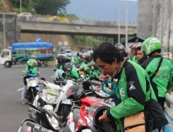 Salut! Solidaritas Gojek Manado