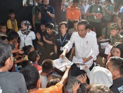 Presiden Jokowi Tinjau Langsung Penanganan Korban Gempa di Lombok Timur