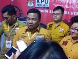 Jackson Kumaat Daftarkan Langsung Bacaleg Hanura ke KPU Sulut