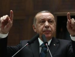 Presiden Turki Tegas Tak Akan Tunduk Pada Amerika Serikat