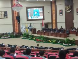 Fraksi di DPRD Sulut Serahkan Pemandangan Umum Rekomendasi 2 Ranperda