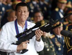 Diprotes Karena Perangi Narkoba, Duterte : Anda Peduli HAM, Saya Peduli Nyawa Manusia !
