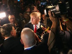 Tuding Media Musuh Rakyat, Ratusan Surat Kabar di AS Kritik Donald Trump