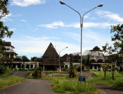 Aset Terbiarkan, Warga Mokupa Minta Manado Beach Hotel Dikelolah Kembali