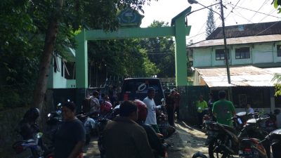 Kebijakan Satu Pintu IAIN Manado Dikecam Warga