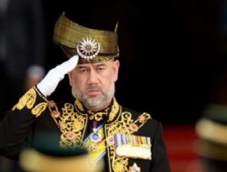 Sempat Dikabarkan Menikah Dengan Mantan Ratu Kecantikan Rusia, Raja Malaysia Turun Tahta