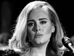 Adele Umumkan Kabar Perpisahan Dengan Suami