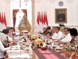 Tindak Lanjut Kunjungan ke Arab Saudi, Presiden Jokowi Gelar Ratas