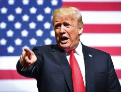 Joe Biden dan Bernie Sanders Disebut Trump Berpeluang Jadi Lawannya di Pilpres 2020