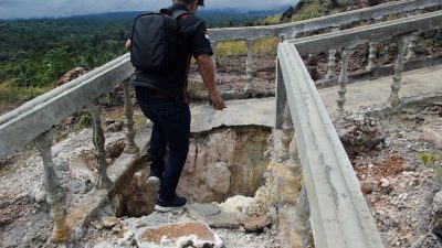 GALLERY FOTO : Bukit Kasih Kanonang Rusak Terbiarkan