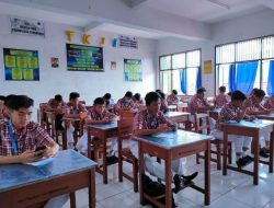 Siap Pendidikan 4.0, SMK Yadika Manado Efektifkan Ujian Semester Berbasis Smartphone