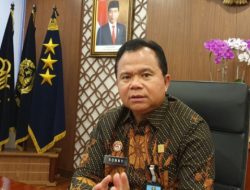 Buntut Kekeliruan Informasi Pulangnya Harun Masiku, Ronny Sompie Dicopot Dari Dirjen Imigrasi