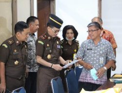 Kajati Pantau Penataan dan Pengalihan Serta Pemusnahan Arsip Kejati Sulut