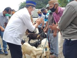 Serahkan Bantuan Hewan Kurban, Walikota Bitung Max Lomban Puji Kerukunan dan Toleransi Masyarakat