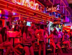 Kawasan Prostitusi Amsterdam Dibuka Lagi, PSK Jangan Ciuman