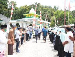 Resmikan Qubah Masjid Raudhatul Jannah, Walikota Maximiliaan Lomban Siap Bantu Pembangunan Rumah Ibadah