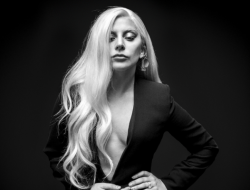 Tur Monster Ball, Lady Gaga Bangkrut
