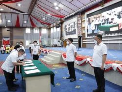 Pengambilan Sumpah Janji PNS Pemkot Manado, Walikota Berharap PNS Bergaul Dengan Masyarakat