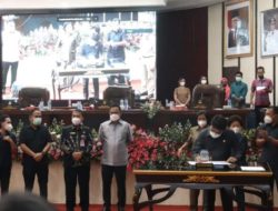Walikota Andrei Angouw Sampaikan Pengantar Nota Keuangan RAPBD Manado 2022 di Paripurna DPRD