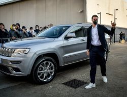 Pilih Nomor Punggung 7 di Juventus, Vlahovic Tak Tertarik Tinggal di Rumah Mewah Ronaldo