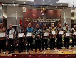 Kinerja KPU Sulut Diapresiasi Dua Penghargaan Tingkat Nasional