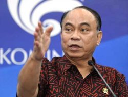 Menkominfo Targetkan Kedepan Hanya Tiga Operator Selular Beroperasi di Indonesia