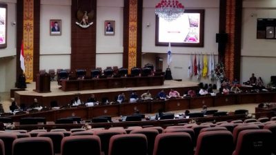 Tak Bisa Bina BSG, Jems Tuuk Sebut OJK di Sulut Terima Gaji Buta