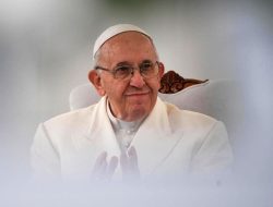 Sempat Muncul Saat Perayaan Paskah, Paus Fransiskus Tutup Usia 88 Tahun