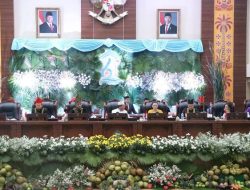 FOTO NEWS : Paripurna DPRD Dalam Rangka HUT Provinsi Sulut Ke-61