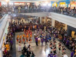 Ribuan Peserta Meriahkan #MENARIDIMALL Serentak 11 Kota di Indonesia