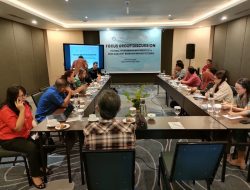 FGD Tim Peneliti Ecobrik Bersama Pemdes Sarawet, Dan Para Mitra Hasilkan Rekomendasi Sarawet Bakal Dijadikan Desa Wisata Berbasis Lingkungan
