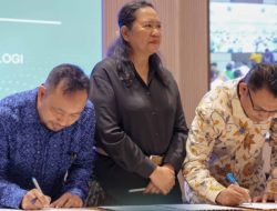 Disaksikan Mendiktisaintek, Direktur Polimdo Teken Kontrak Kinerja Perguruan Tinggi Berdampak Tahun 2026