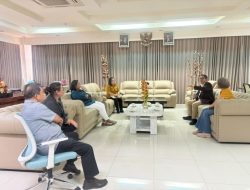 Pererat Sinergi, Polimdo dan Universitas Ciputra Jajaki Kolaborasi Tridharma Perguruan Tinggi